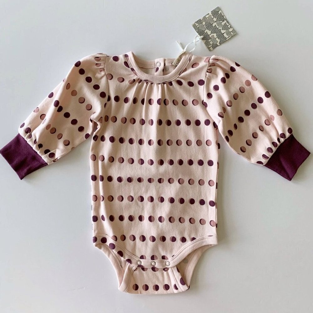 NWT Kate Quinn Baby Girl Moon Phases Bodysuit 12-18 Months
